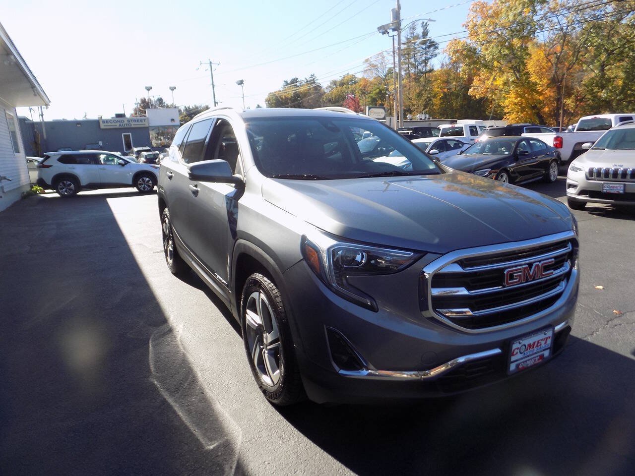 Used 2019 GMC Terrain SLT w/ Preferred Package AWD/4WD image 1
