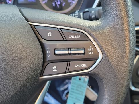 Used 2019 Hyundai Santa Fe SE image 24