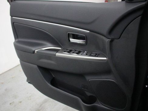 New 2026 Mitsubishi Outlander Sport SE AWD/4WD image 15