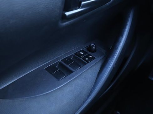 Used 2023 Toyota Corolla LE image 20