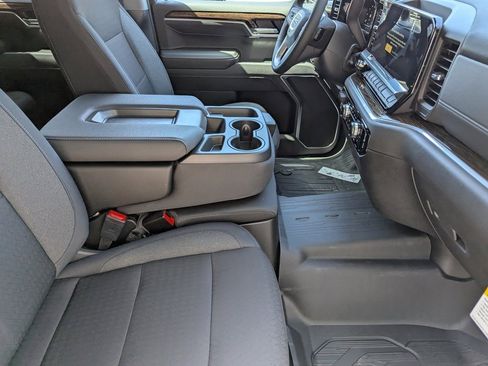 New 2025 GMC Sierra 1500 Elevation image 37
