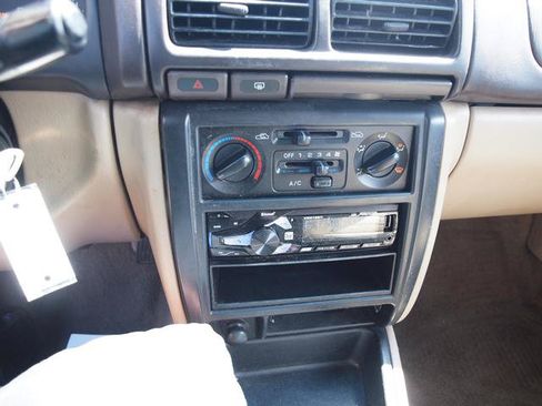 Used 1999 Subaru Forester L AWD/4WD image 10
