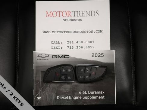 Used 2025 GMC Sierra 2500 AT4 w/ AT4 Premium Plus Package AWD/4WD image 58