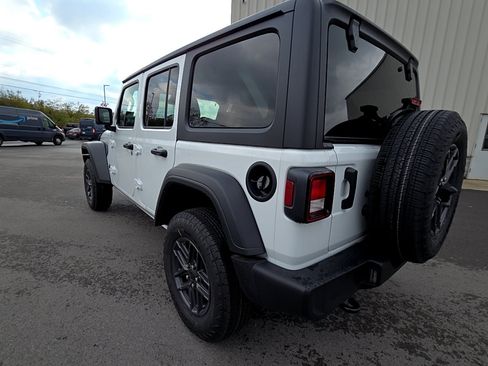 New 2026 Jeep Wrangler Unlimited Sport image 4