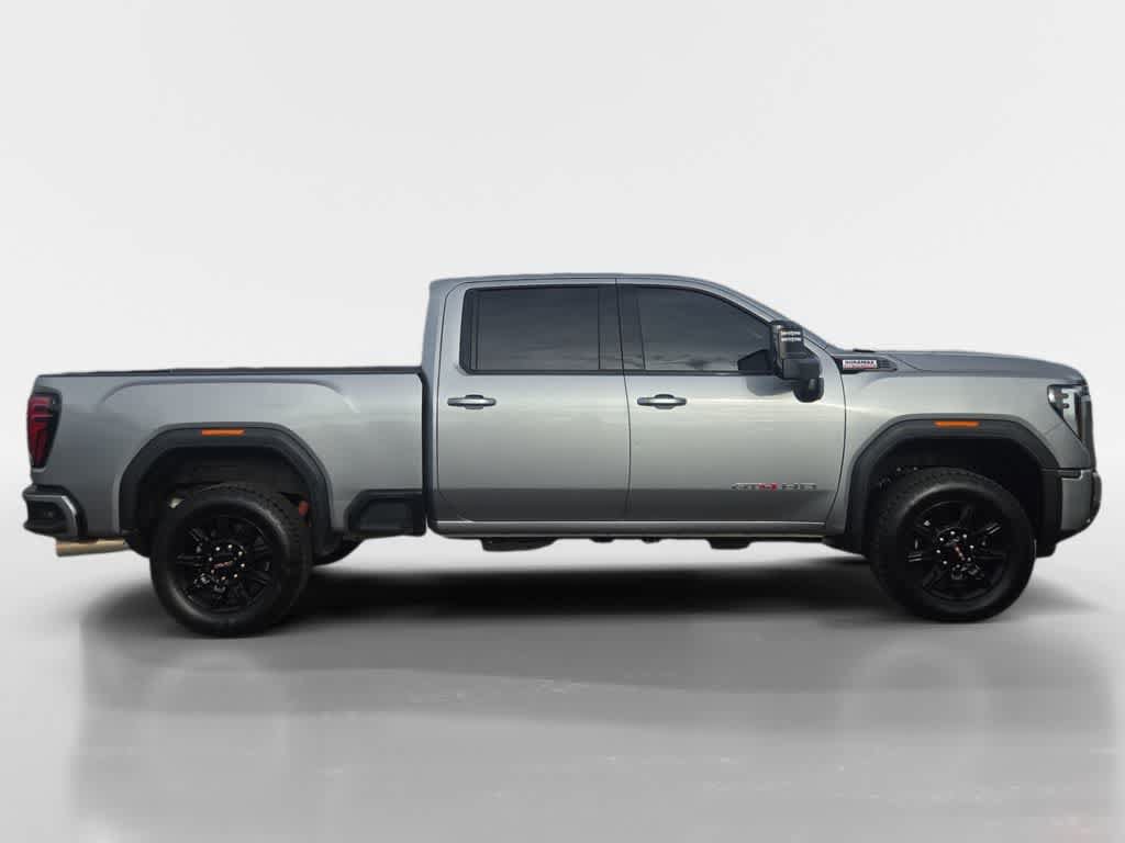Used 2025 GMC Sierra 2500 AT4 AWD/4WD image 6