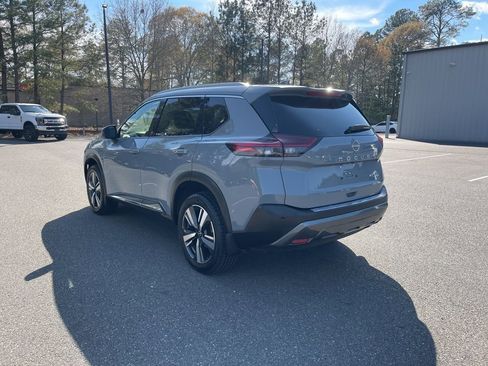 Used 2023 Nissan Rogue SL AWD/4WD image 7