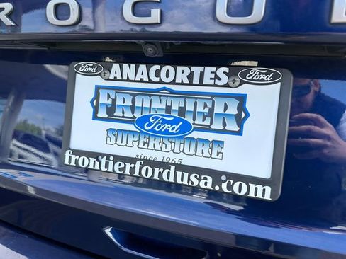 Used 2025 Nissan Rogue SV AWD/4WD image 28