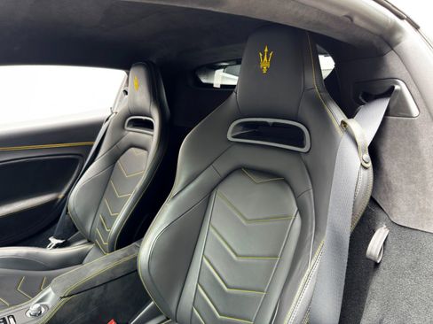 Used 2022 Maserati MC20 Coupe image 48