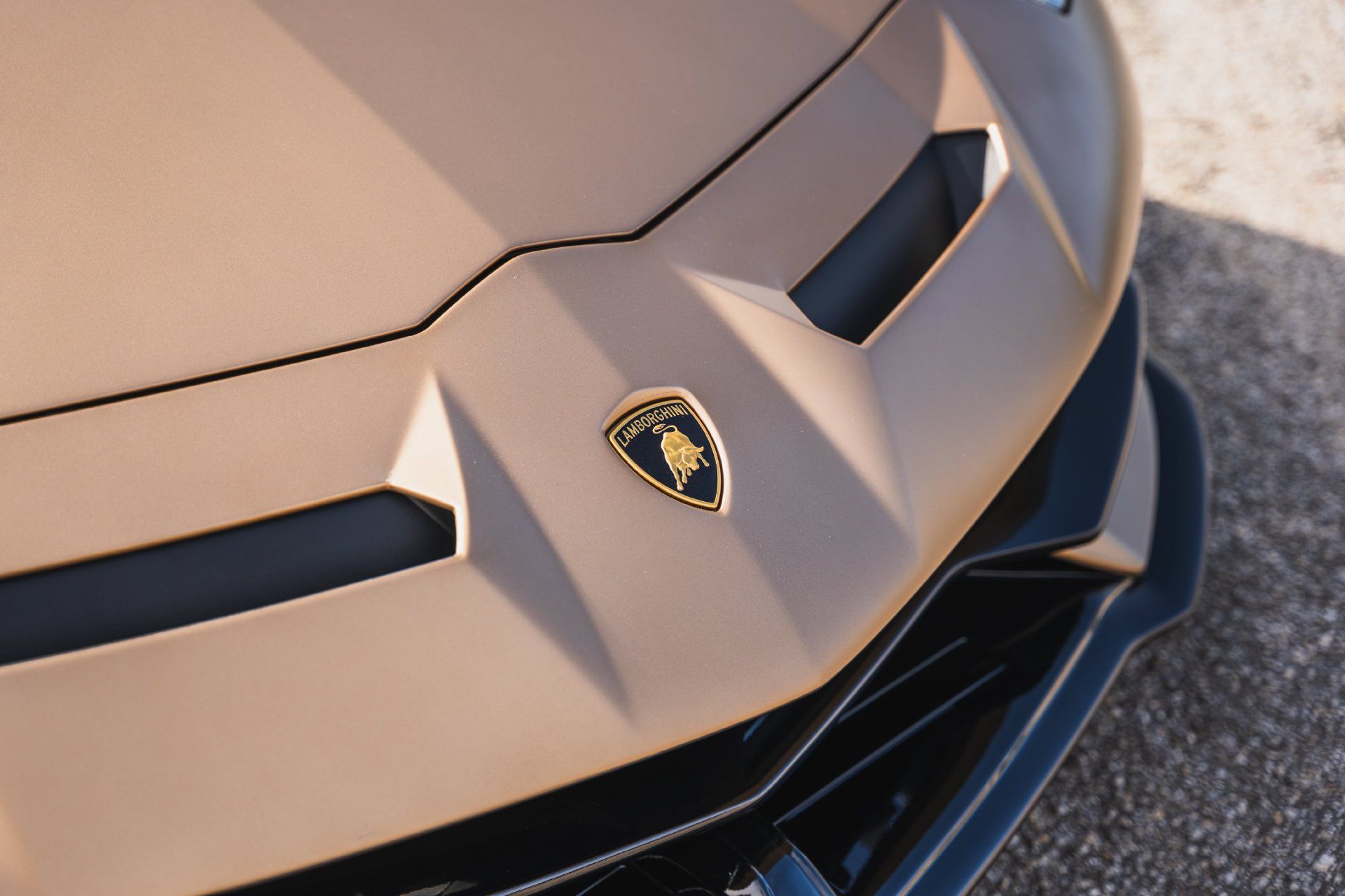 Used 2021 Lamborghini Aventador SVJ AWD/4WD image 10