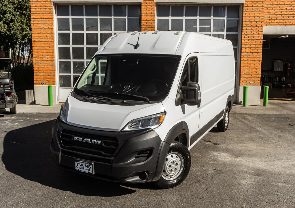 Used 2023 RAM ProMaster 2500 FWD image 2