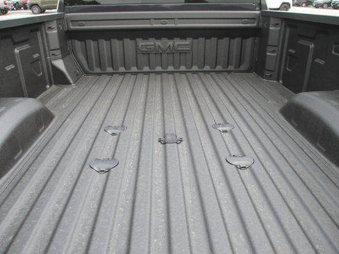 New 2025 GMC Sierra 2500 SLE w/ SLE Value Package; image 7