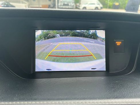 Used 2015 Lexus ES 300h w/ Navigation System Package FWD image 39