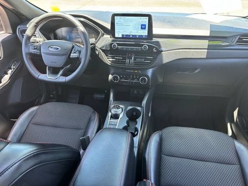 Used 2025 Ford Escape ST-Line Select AWD/4WD image 15
