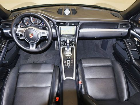 Used 2016 Porsche 911 Turbo image 32