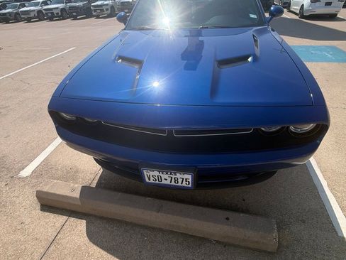 Used 2022 Dodge Challenger SXT w/ Plus Package RWD image 10