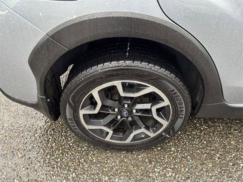 Used 2017 Subaru Crosstrek 2.0i Premium image 19