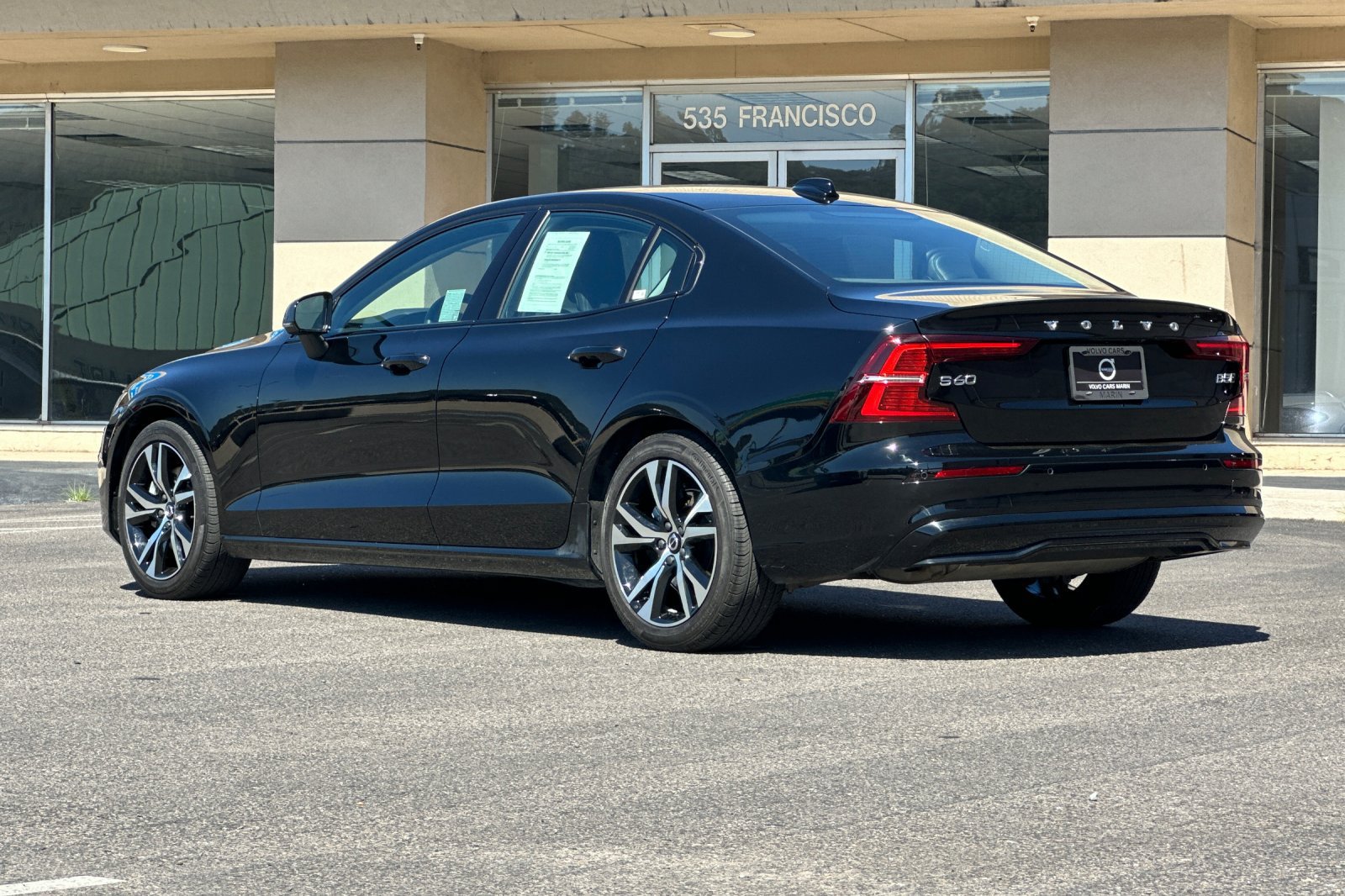 Certified 2023 Volvo S60 B5 Core AWD/4WD image 7