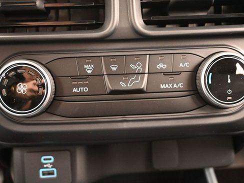 Used 2024 Ford Maverick XL image 19