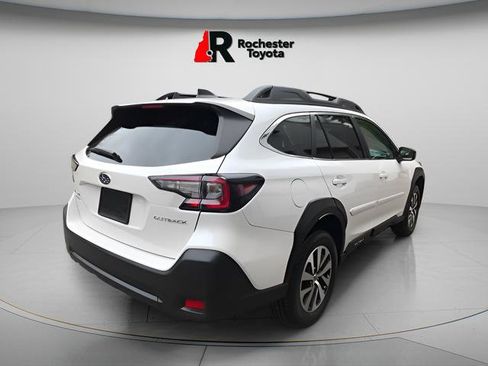 Used 2024 Subaru Outback Premium image 4
