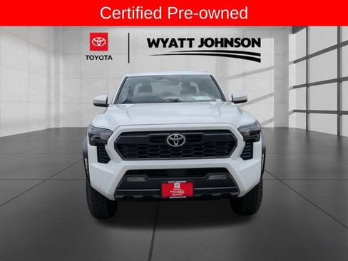 Certified 2025 Toyota Tacoma TRD Off-Road AWD/4WD image 8