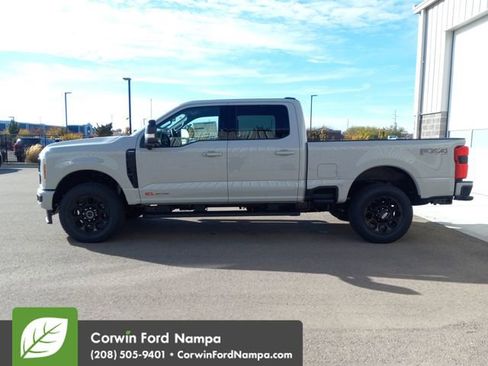 New 2026 Ford F250 Lariat w/ Black Appearance Package image 6