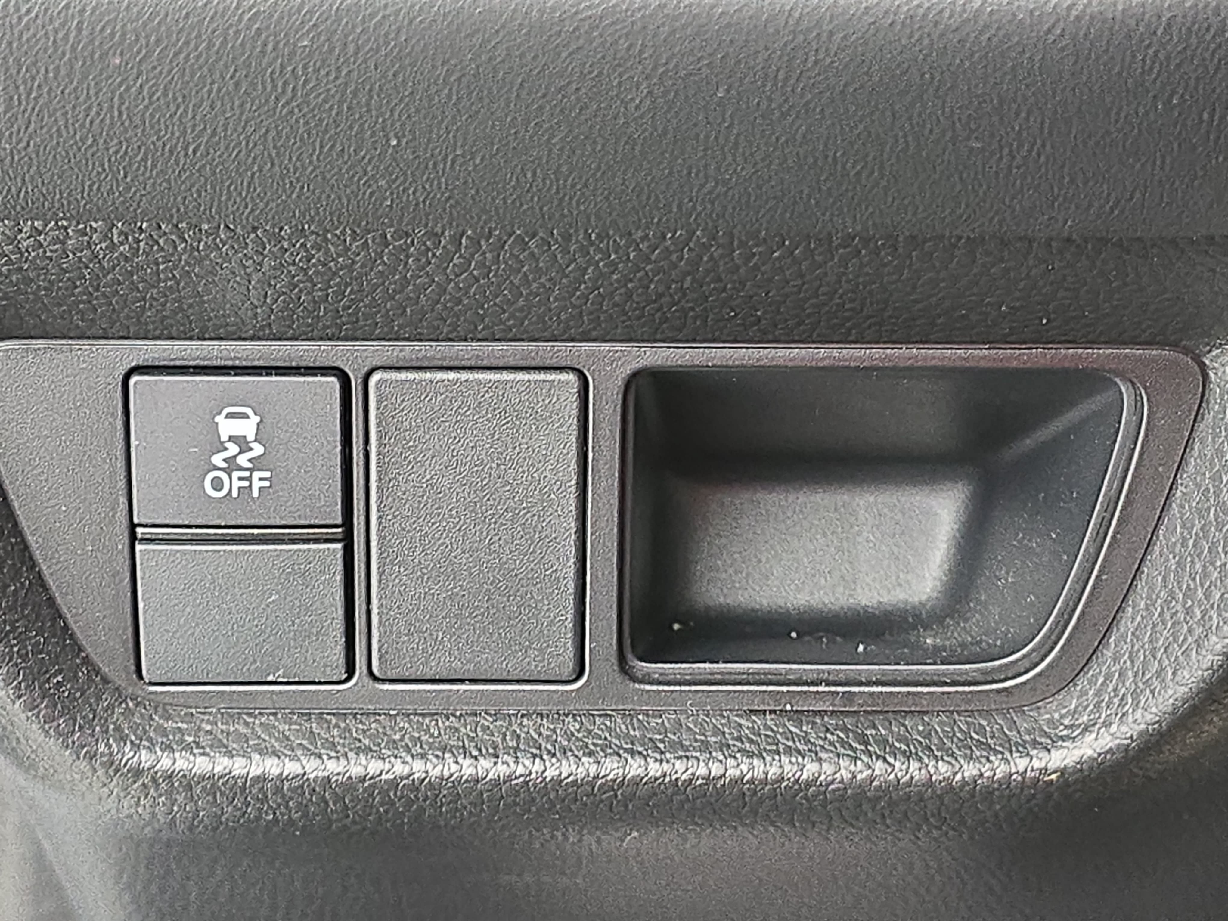 Used 2025 Honda HR-V Sport image 25