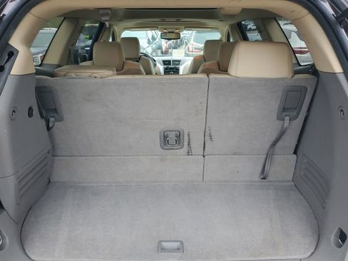 Used 2009 Chevrolet Traverse LT AWD/4WD image 6