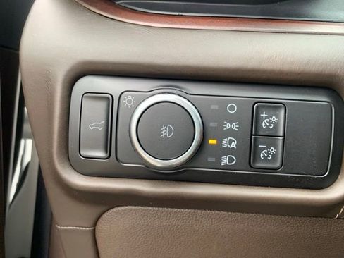 Used 2024 Ford Explorer King Ranch w/ Technology Package AWD/4WD image 23