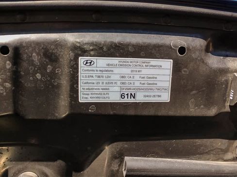 Used 2019 Hyundai Tucson SE image 38