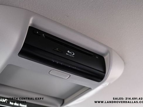 Used 2019 Toyota Sequoia Platinum AWD/4WD image 44