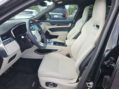 Certified 2024 Jaguar F-PACE SVR AWD/4WD image 12