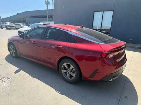 Used 2021 Kia K5 LXS FWD image 5