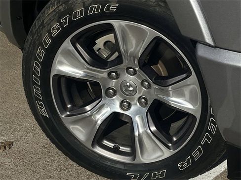 Used 2021 RAM 1500 Laramie image 10