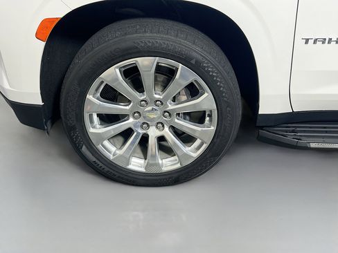 Used 2021 Chevrolet Tahoe Premier AWD/4WD image 13
