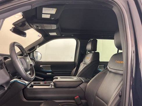 Used 2025 Ford Expedition Tremor AWD/4WD image 15