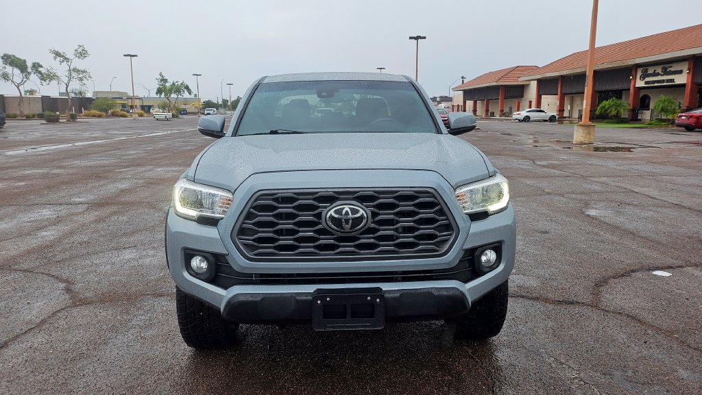Used 2021 Toyota Tacoma TRD Off-Road w/ Technology Package AWD/4WD image 3