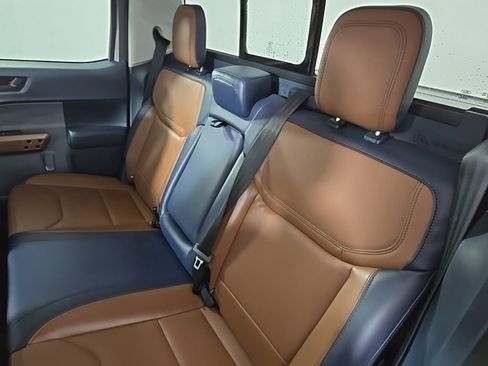 Used 2022 Ford Maverick Lariat w/ Lariat Luxury Package image 15