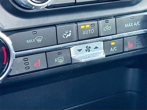 Used 2024 Ford F150 XLT w/ Equipment Group 302A MID image 20