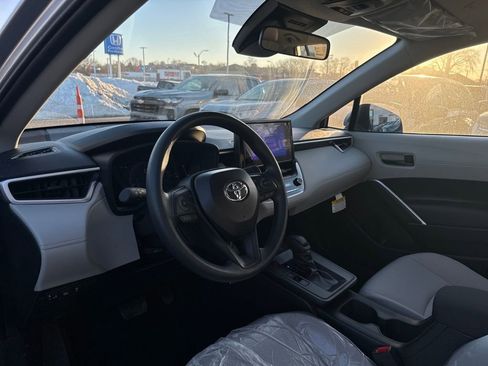 New 2026 Toyota Corolla Cross L image 14