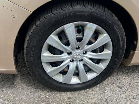 Used 2012 Toyota Corolla LE FWD image 14