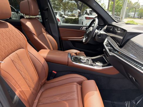 Used 2025 BMW X5 M60i w/ Climate Comfort Package AWD/4WD image 33