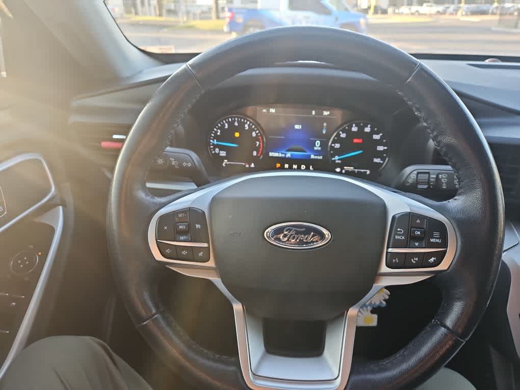 Used 2021 Ford Explorer XLT RWD image 16
