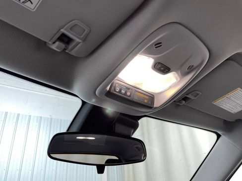 Used 2024 Chevrolet TrailBlazer LS w/ LS Convenience Package FWD image 28