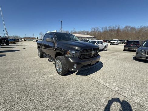 Used 2018 RAM 1500 Express w/ Express Value Package image 7