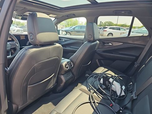 Used 2024 Chevrolet Blazer EV LT AWD/4WD image 14