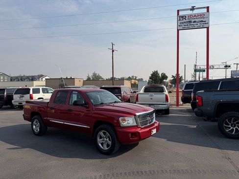 Used 2008 Dodge Dakota Laramie w/ Trailer Tow Group AWD/4WD image 1