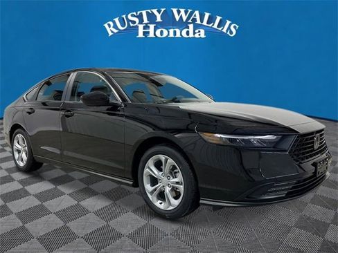 New 2025 Honda Accord LX image 1