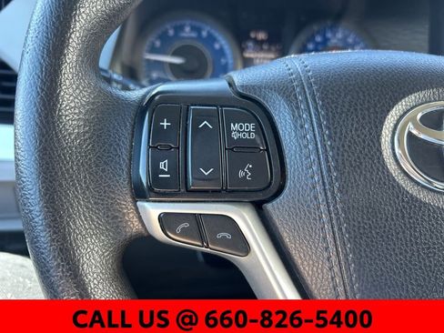 Used 2020 Toyota Sienna LE image 12