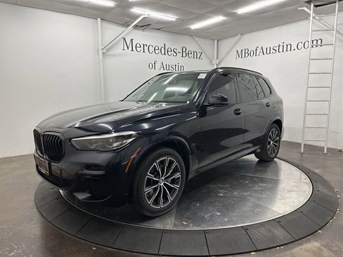 Used 2023 BMW X5 sDrive40i w/ M Sport Package image 3