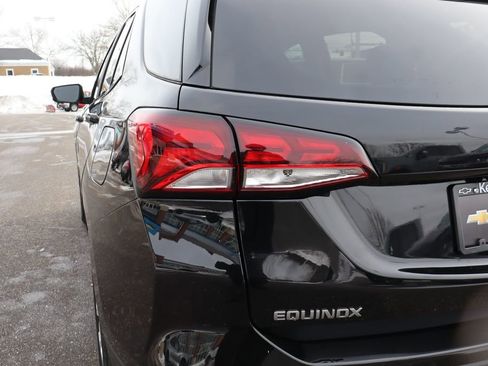 Used 2024 Chevrolet Equinox LT image 30